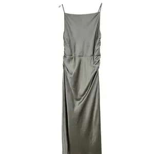 sleeveless dresses Grey Semi Formal V Neck Dress for $39.99 – The Dress Outlet black hoco dresses Color:Black/Rose Gold Luxurious Leather Dress Stretch